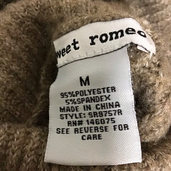 Sweet Romeo Sweater Women’s Medium Brown Tan Turtleneck Hi Low Pullover - Picture 8 of 9